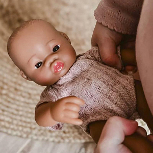 Кукла с кроваткой Mrs. Ertha "Josie Flower Buds", мириада цветов, 20 см